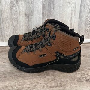 KEEN Targhee IV Mid Waterproof Hiking Boots Mens 9.5 Wide Bison/Black Outdoors
